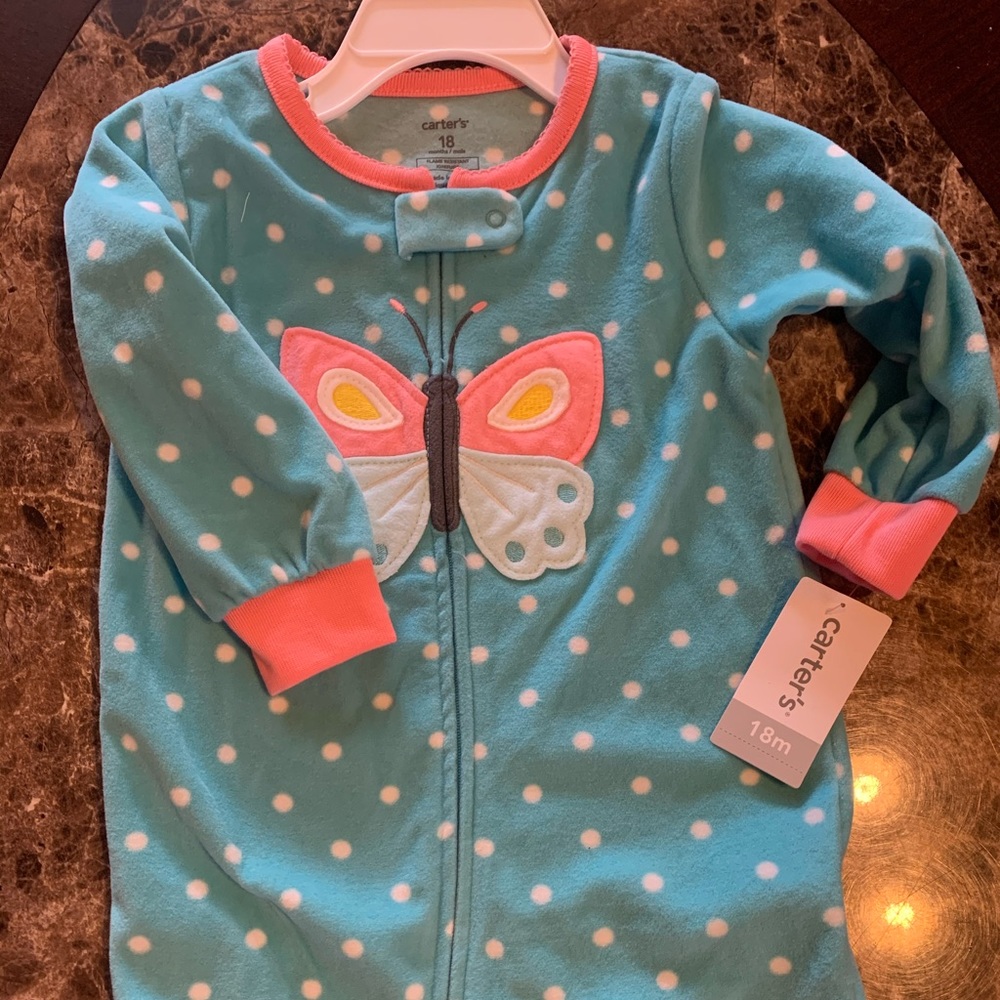 Baby Girl Carter’s Sleeper - 18 months - NWT